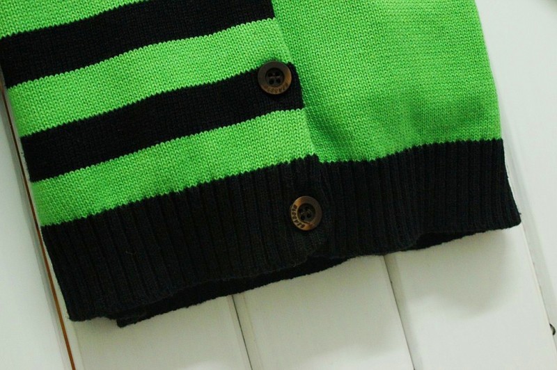 2013秋季新款 儿童<em>开衫</em>条纹<em>毛衣</em> 男童V领X26