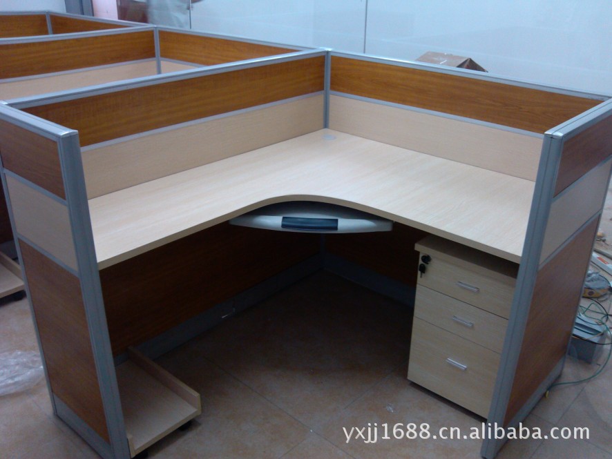 屏风类-东莞石碣办公家具厂 厂价供应办公家具