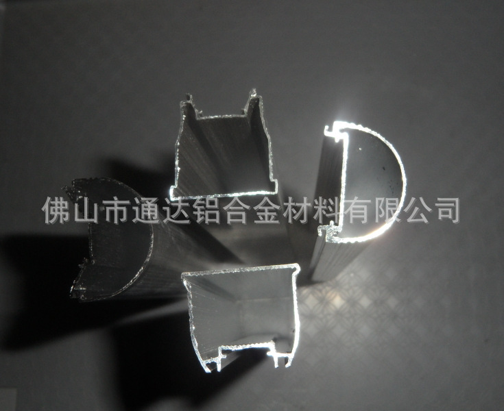 729365740_101090024[1]