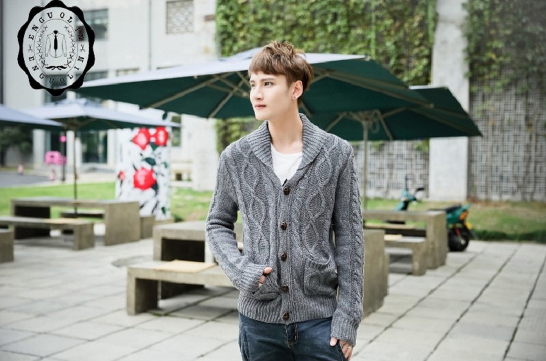 弯秋冬新款 欧美风潮流男士针织衫修身<em>开衫</em>外