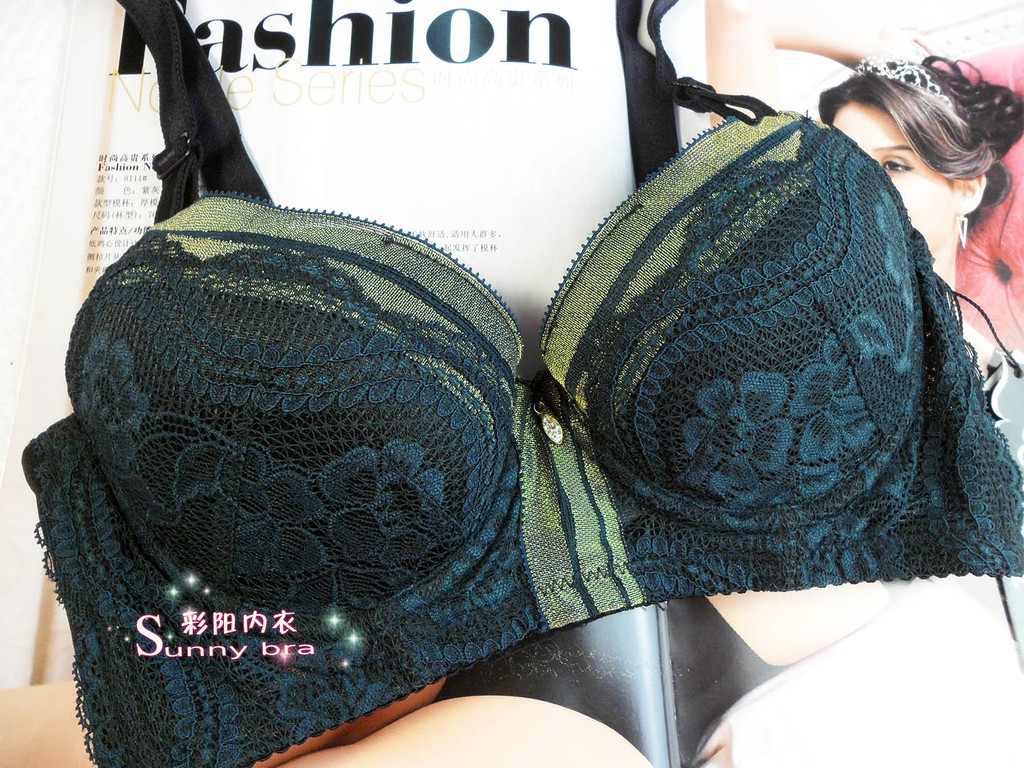批发采购<em>文胸</em>-名牌正品小胸女生<em>最合适</em>A杯中厚