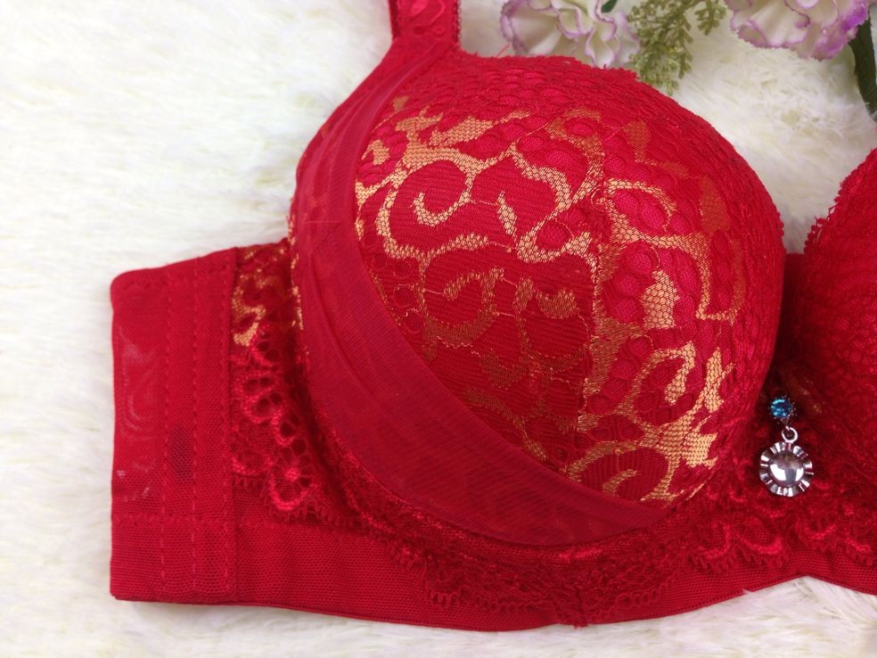 四排扣<em>文胸</em> 小胸<em>平胸</em>超聚拢<em>加厚胸罩</em>聚拢调整