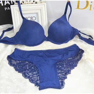 <em>文胸</em>-欧美品牌维多 光面<em>无痕文胸</em>套装批发-文胸