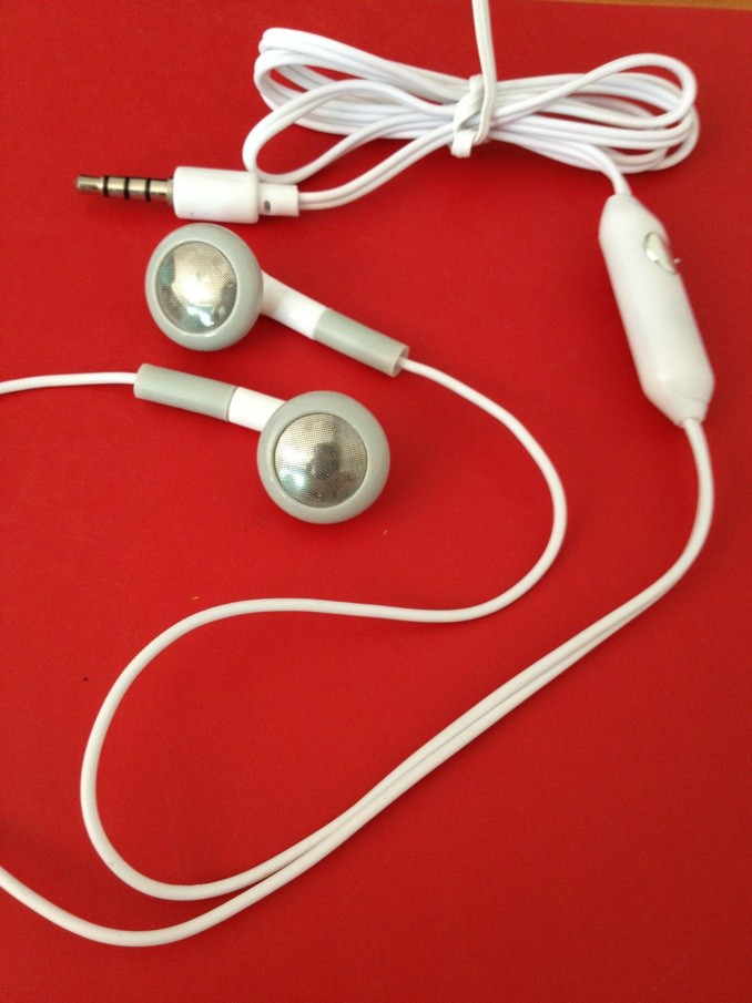 手机专用线控耳机-苹果4耳机线立体声高清音色