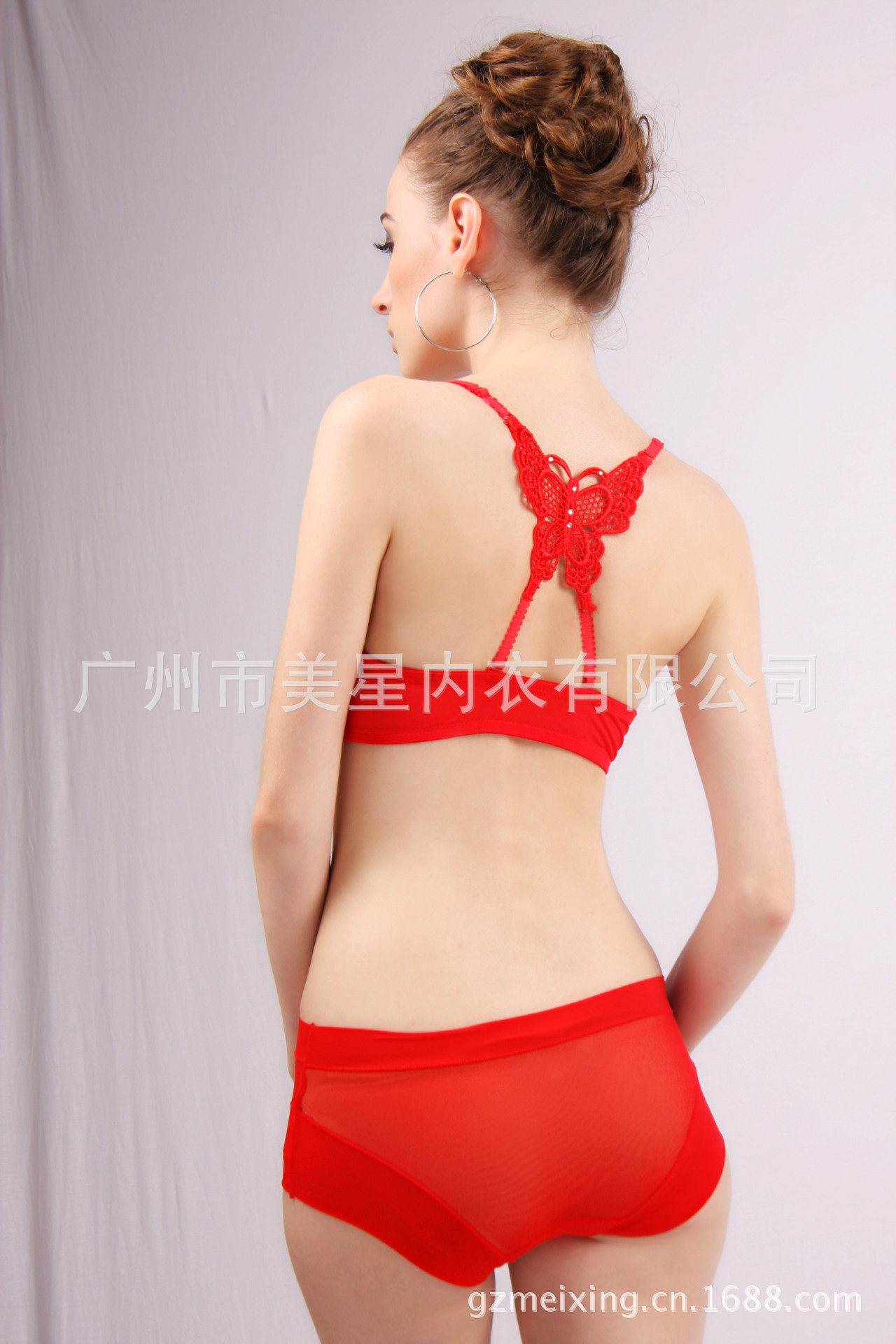 【批发 传统中国蝴蝶结刺绣<em>胸罩</em> 经典<em>前扣聚拢</em>