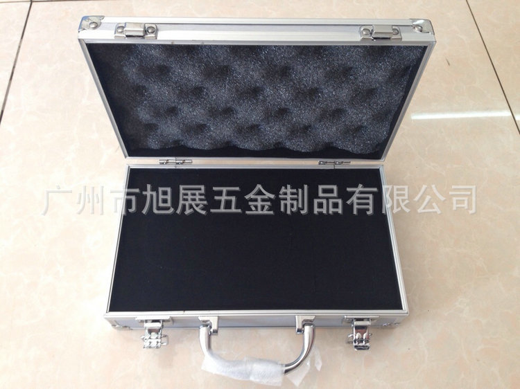 A2EA60B3-9B95-42B2-A918-BAA9DD