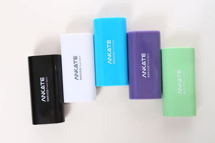 【批发安卡特移动电源 A4小米 苹果手机 通用智