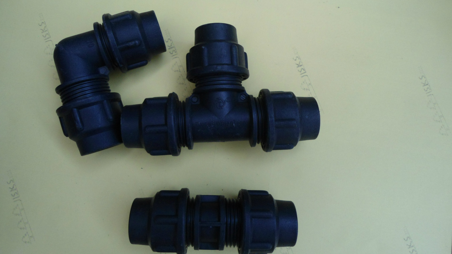 水龙头-专业生产PE管材管件 PE快速接头厂家