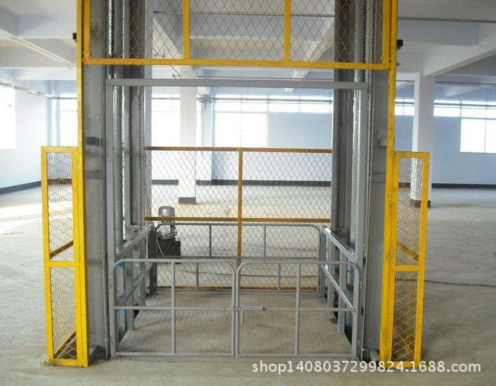 4 mast lift