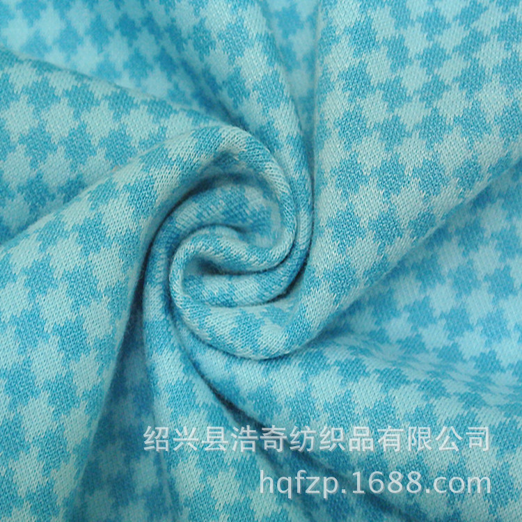 厂家直销 女式厚型时装<em>外套</em>格子针织电脑色织