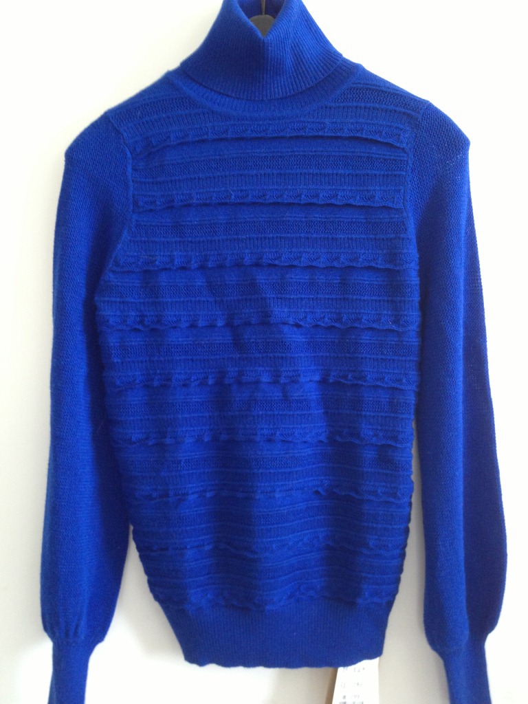 2013秋款新款韩版女装 <em>套头长袖毛衣</em> 蓝色女式