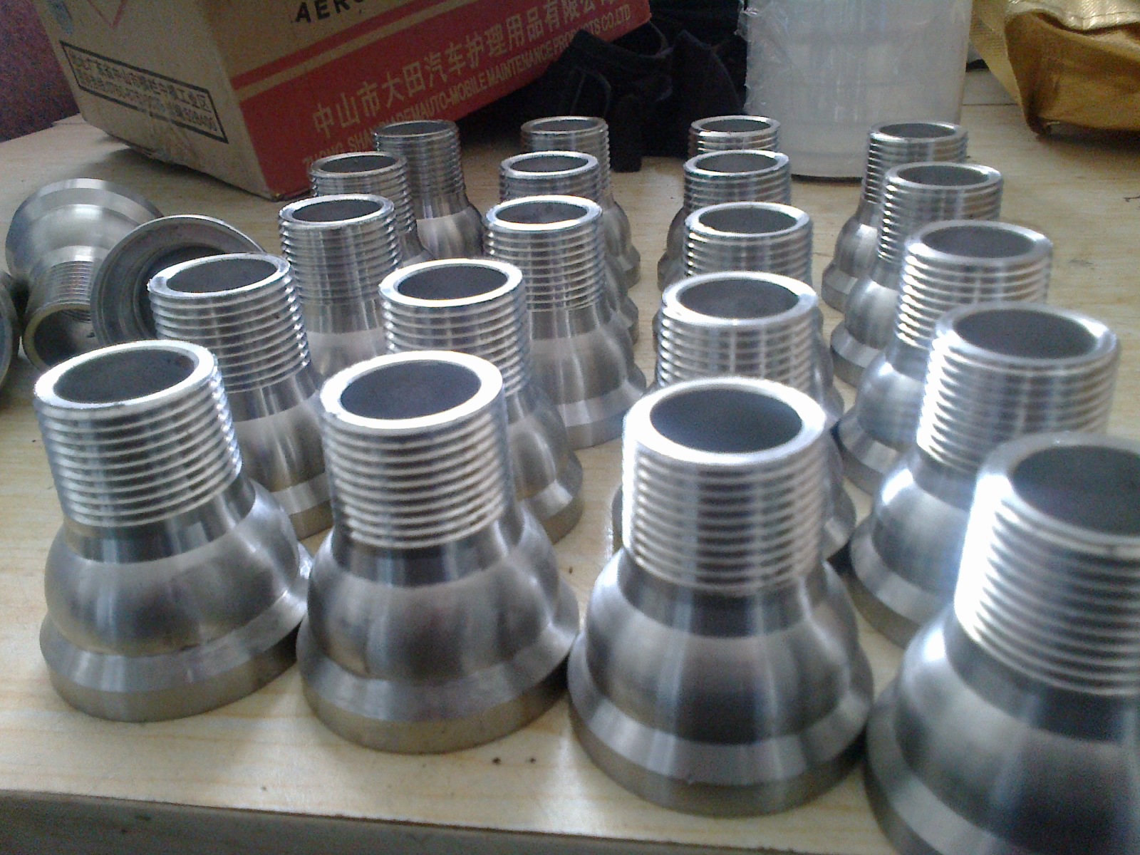 各种非标件加工、CNC加工中心配件加工、车铣加工、输送机械加工