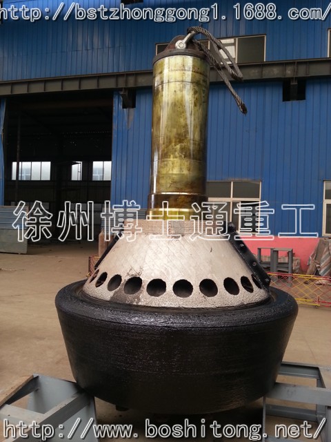 TRM32.3矿渣磨磨辊修复后