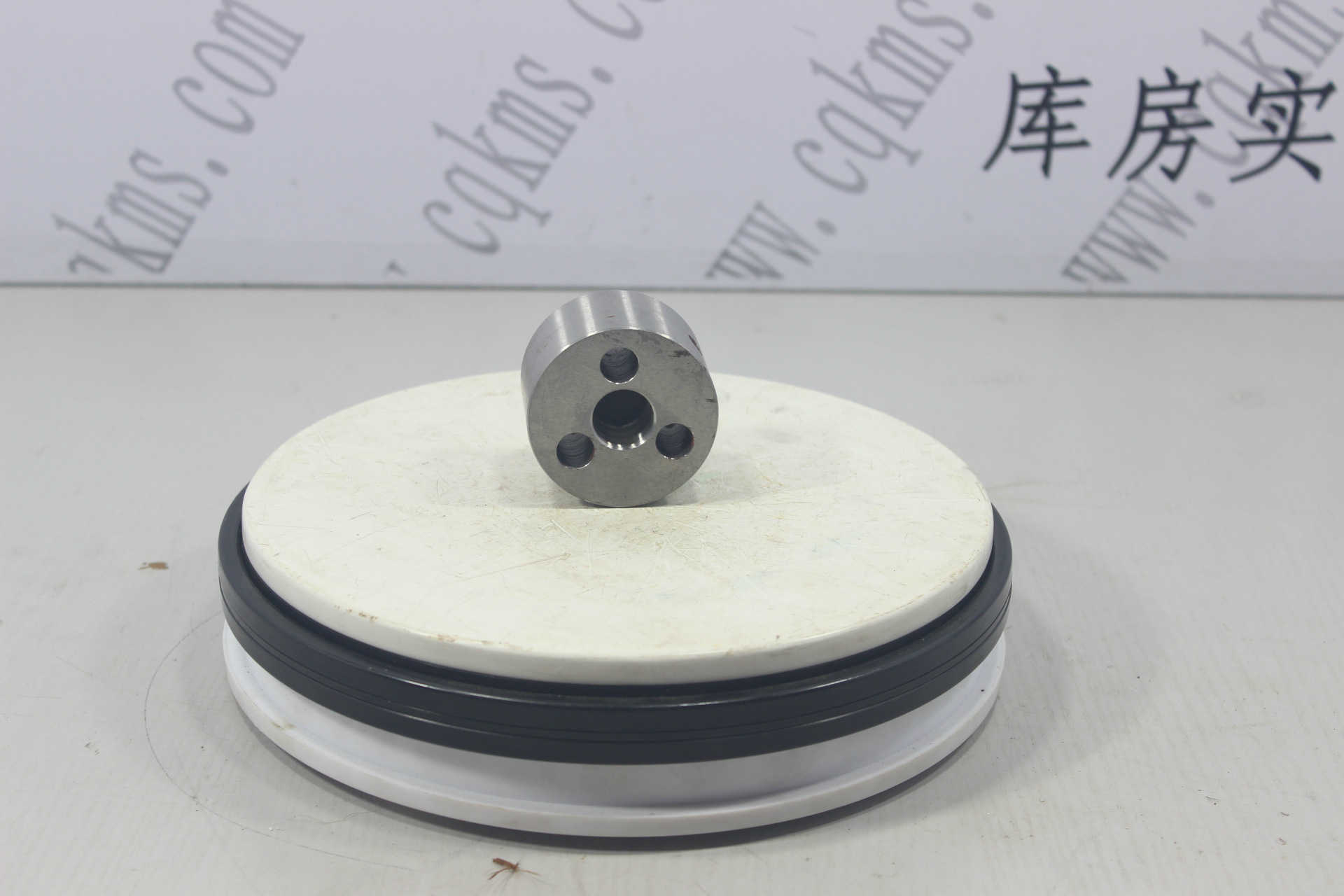 kms01329-3062904-齿轮轴----参考重量0.69KG(净重)-0.69KG(净重)图片1