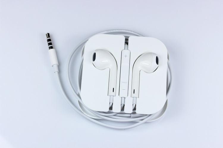 earpods_gzl0016