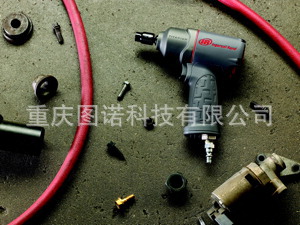 2115TiMAX_009