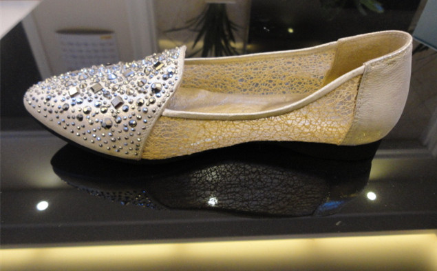 女鞋如何跑出市场