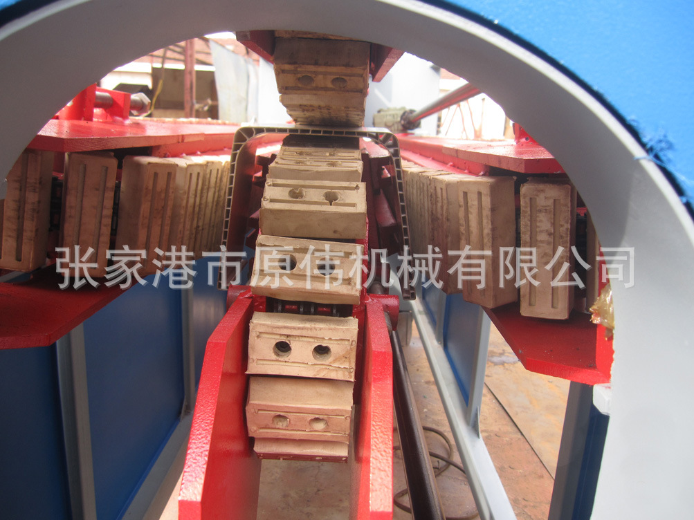 雨水托牵引机_5421