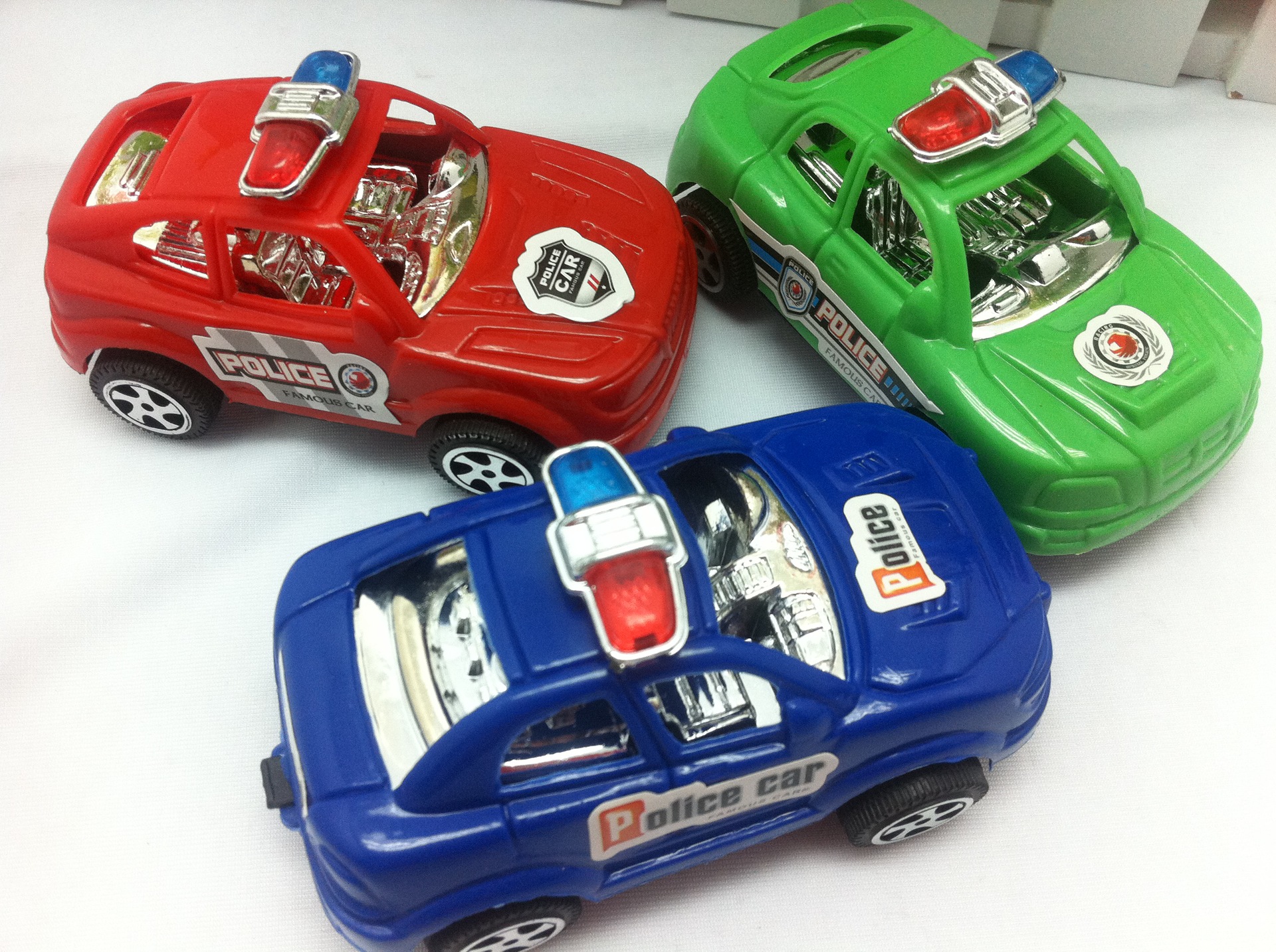 小玩具回力车赠品\/YLH30337回力警车三款三色