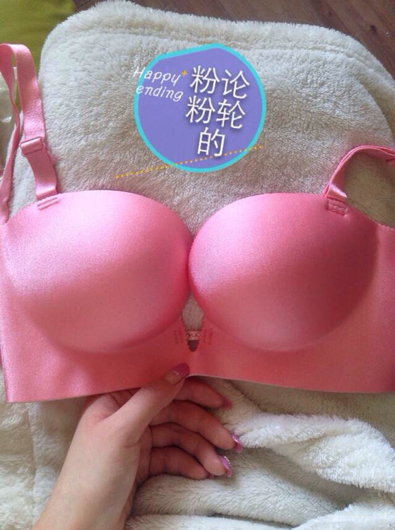 <em>文胸</em>-<em>NB内衣</em>小胸必备 一片式无痕聚拢套装 我