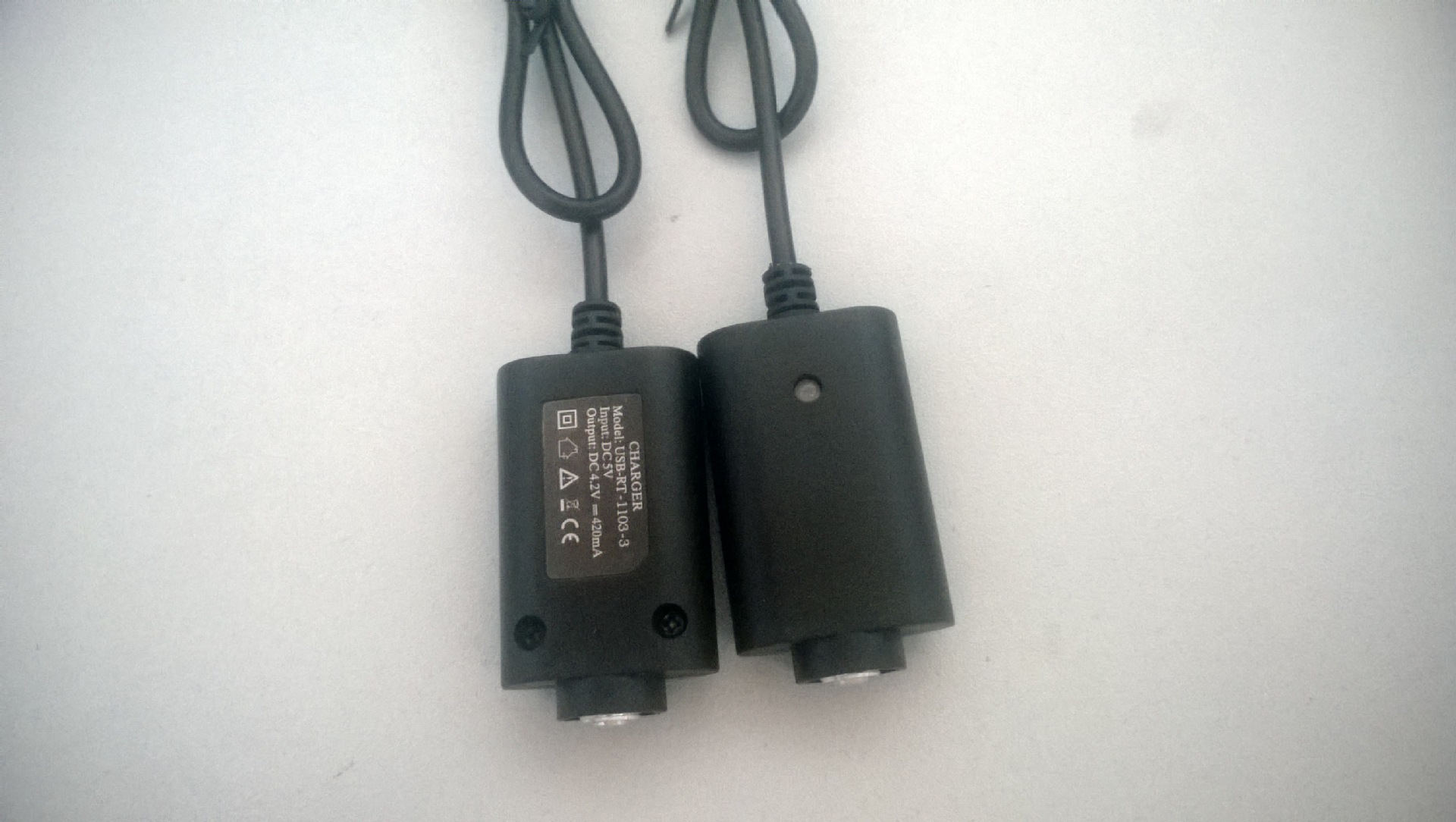 【EGO电子烟充电器4.2V\/420mA USB有线充电