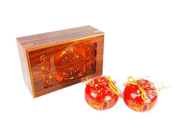 金骏眉 半斤装陶罐木盒 每斤1200(一盒600元)