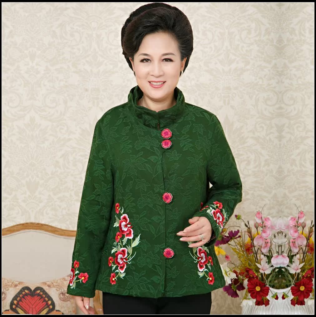 <em>中老年人女装</em>秋冬季 中年女时尚妈妈装 刺绣唐