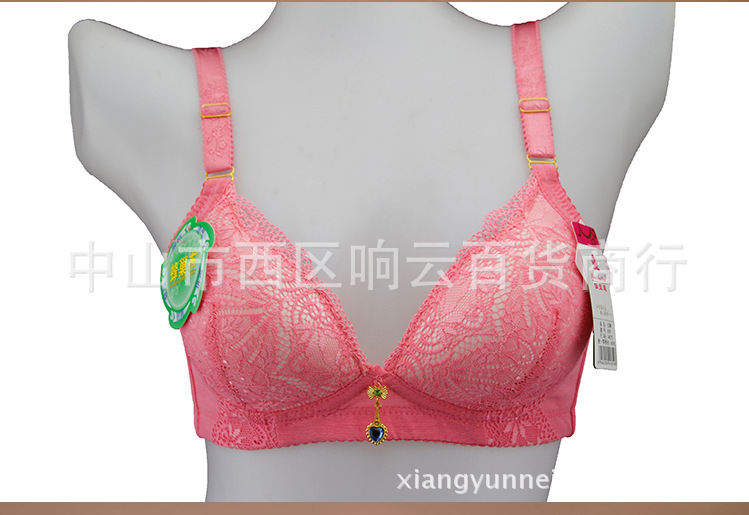 <em>文胸</em>-厂价批发<em>仙宝莲</em>时尚提花透气排湿内衣聚