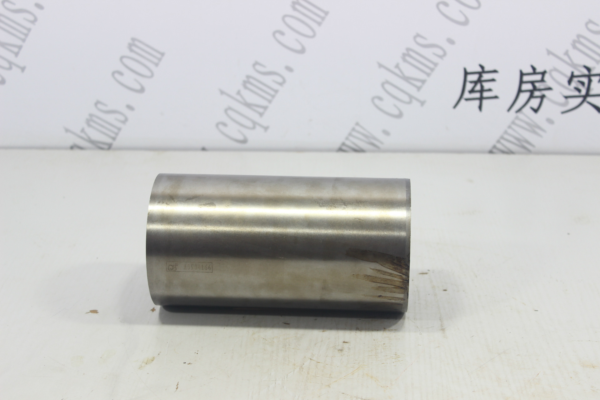 kms00971-A3904166-汽缸套---参考规格外径10.4cm,内径9.95cm,高19.75cm-参考重量1.35Kg-1.35Kg图片3