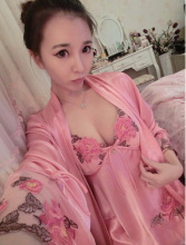 2014夏款 绣花仿真丝睡衣女士 <em>三件套</em>吊带睡袍
