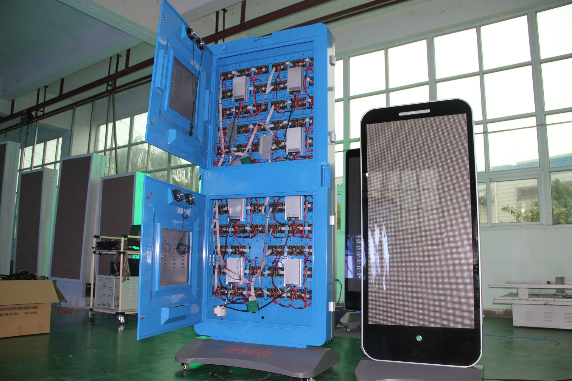 LED显示屏-外贸专供户外全彩led广告机 大型l