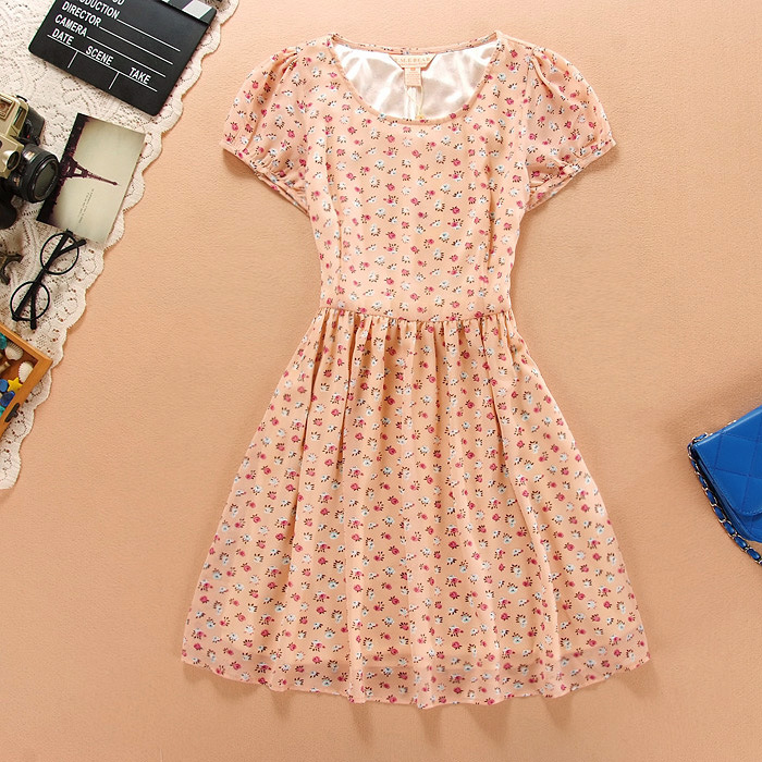 2014<em>少女装厂家批发</em>夏装新款碎花朵圆领短袖