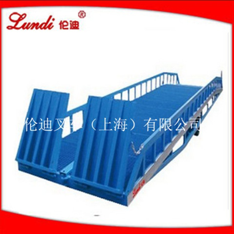 移动登车桥
