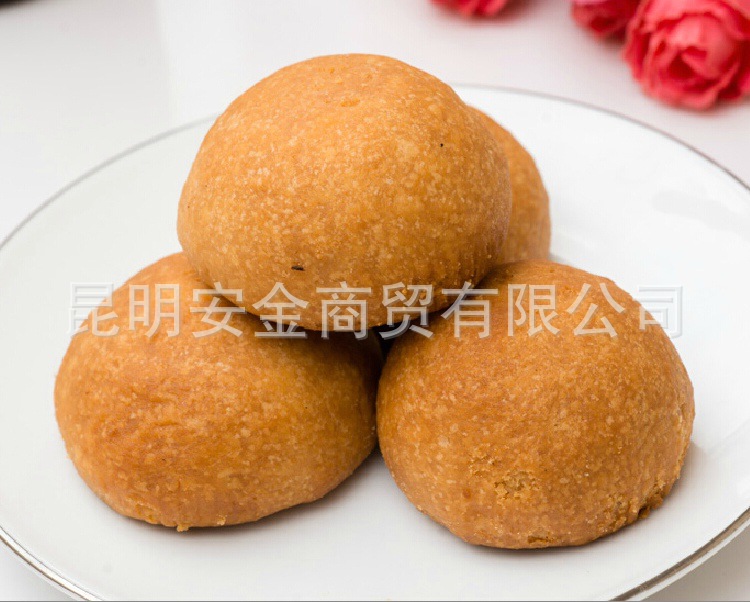 吉興祥鮮花云腿餅100克 云南特產(chǎn)休閑零食品滇式中秋月餅批發(fā)