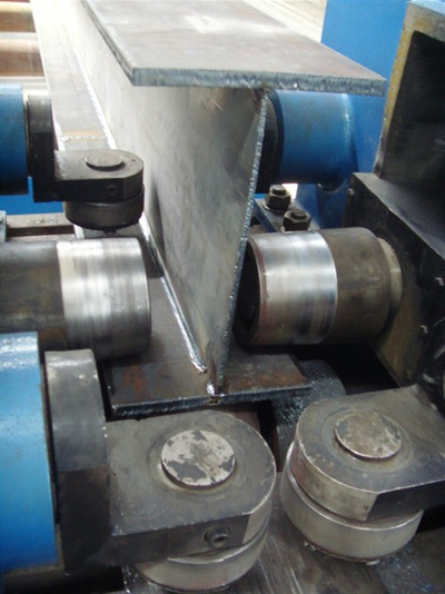 我国重型院获得辊式矫直机矫直辊独立传动组件和传动办法专利