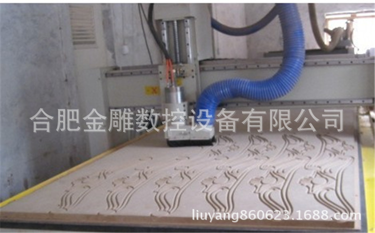 精品热销1325木工镂空雕刻机 高端数控木工雕刻机