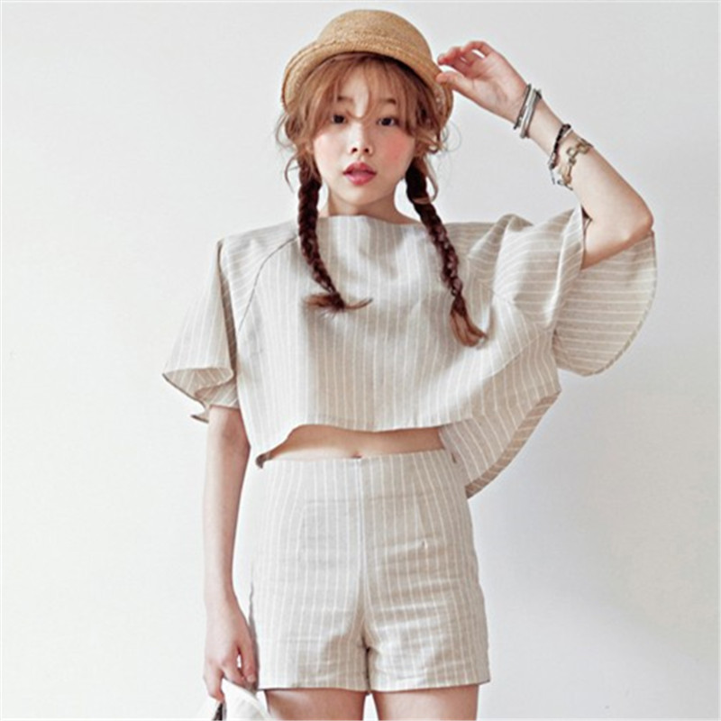 韩国NEW ARRIVED <em>高腰短裤</em>+条纹<em>露脐</em>上衣 图