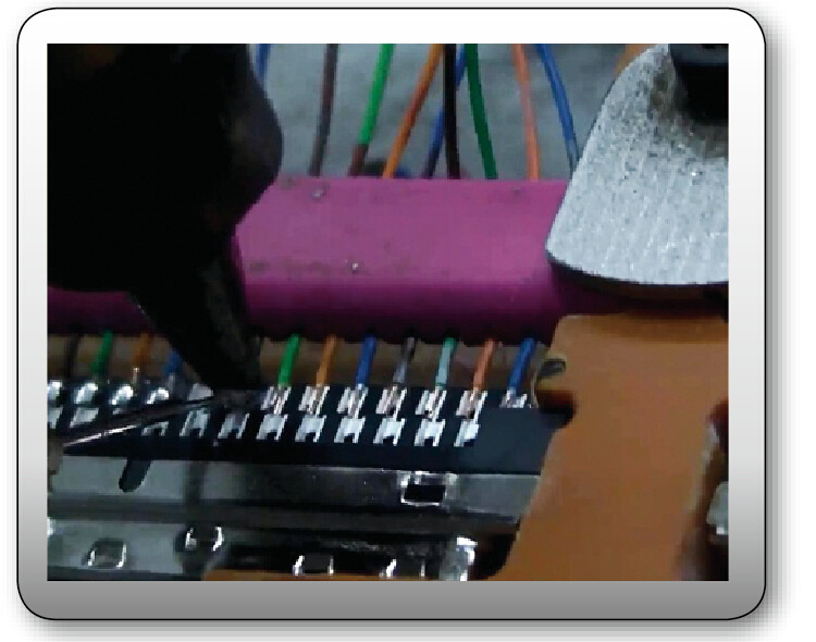 自动焊锡机 焊锡机 焊锡机应用案例