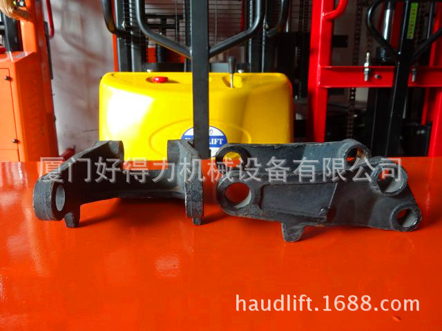 厦门批发手动叉车专用高品质前轮架配件