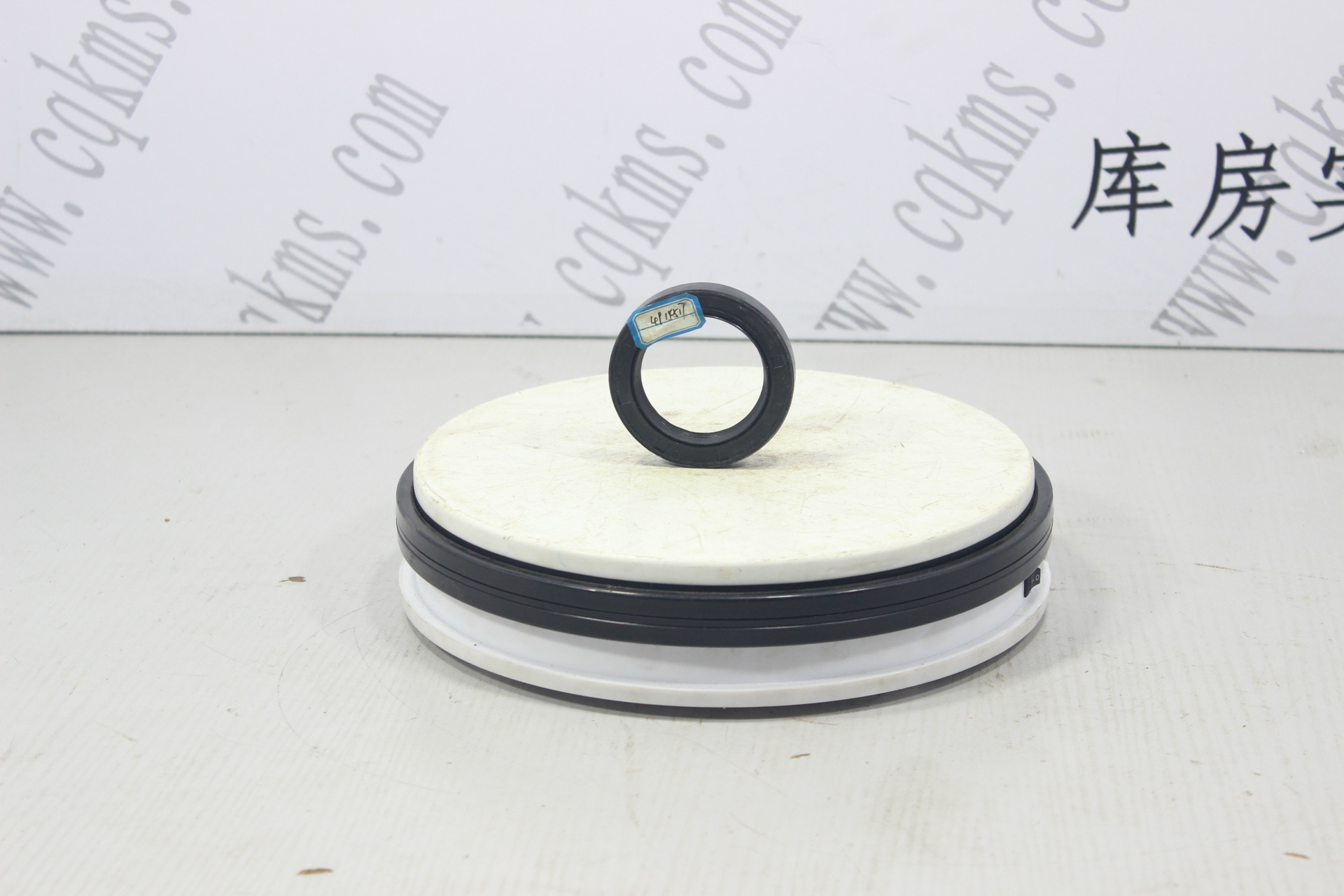 kms03557-4914517-小油封---参考规格外径7*内径4.6*高1.2CM-参考重量0.05KG-0.05KG图片1