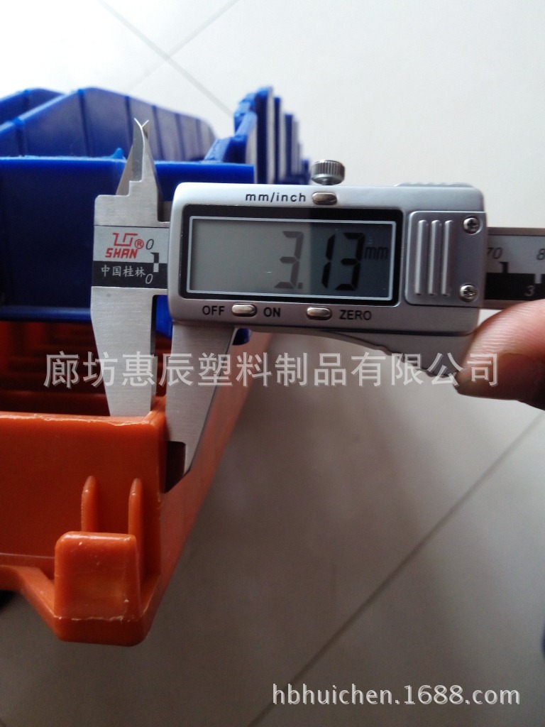 其他公司塑料地板背筋厚度1