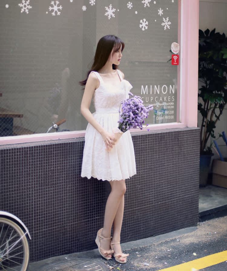 批发采购连衣裙-milkcocoa白色沙滩雪纺裙蕾丝