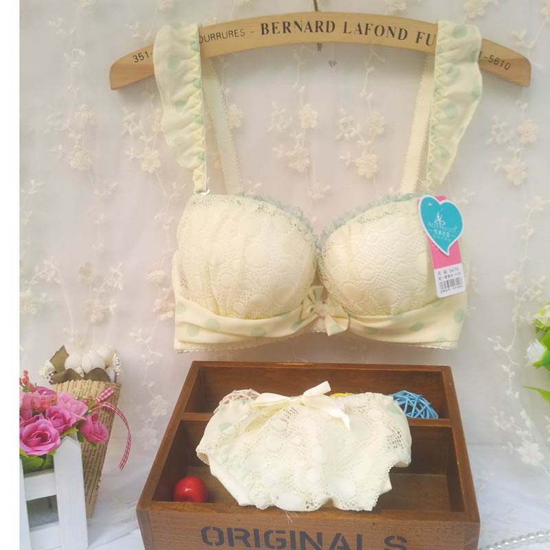 2014新款<em>清新</em>纯色唯美圆点<em>甜美</em>可爱<em>文胸套装</em>