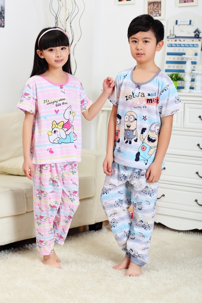 好运来<em>睡衣小黄人</em>狗仔卡通<em>男童</em>女童家居服圆领