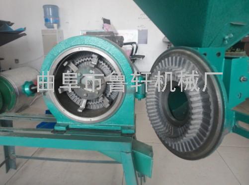 小型磨面机内部结构1