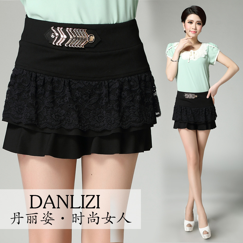 姿新款甜美短裙 蕾丝拼贴高腰显瘦<em>打底短裤</em>裙