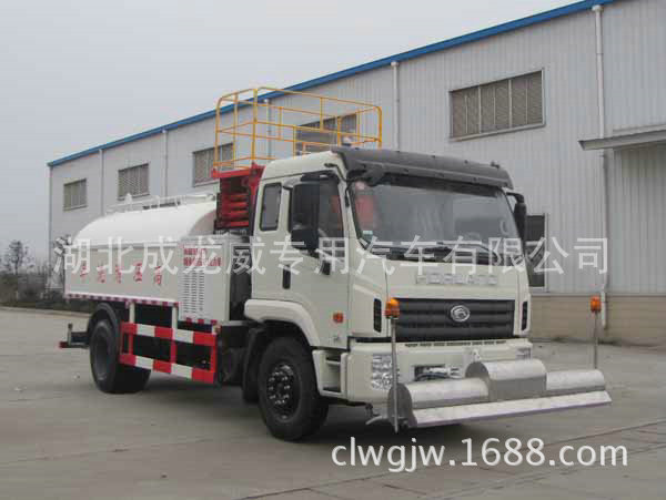 福田欧曼10吨清洗车，带升降平台清洗车316000元