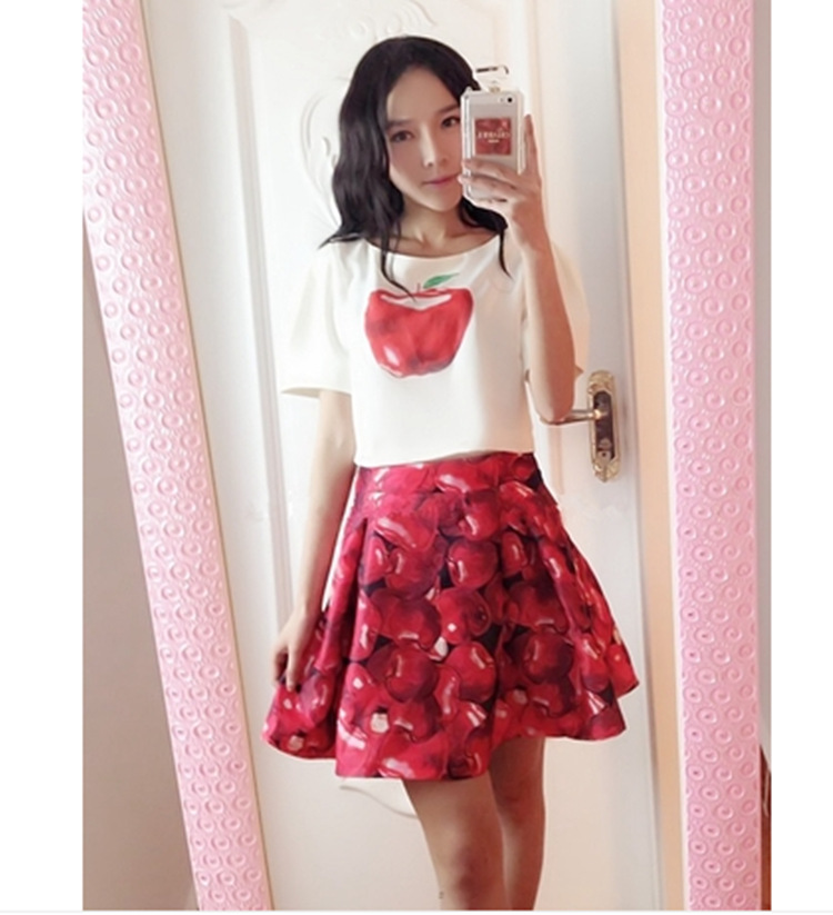 女装<em>批发</em> 2014苹果印花上衣+半身裙<em>套装</em> 一件