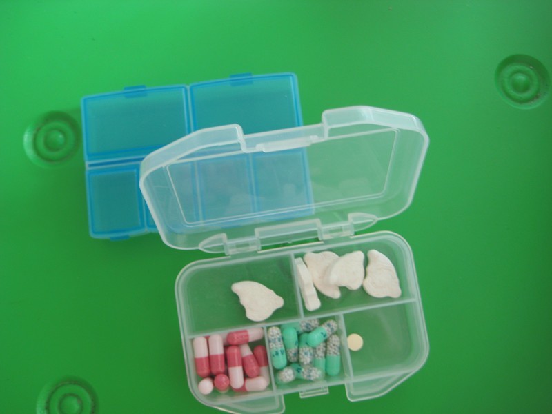 塑料盒-旅行 旅游 家居必备 食品级材质 五格药