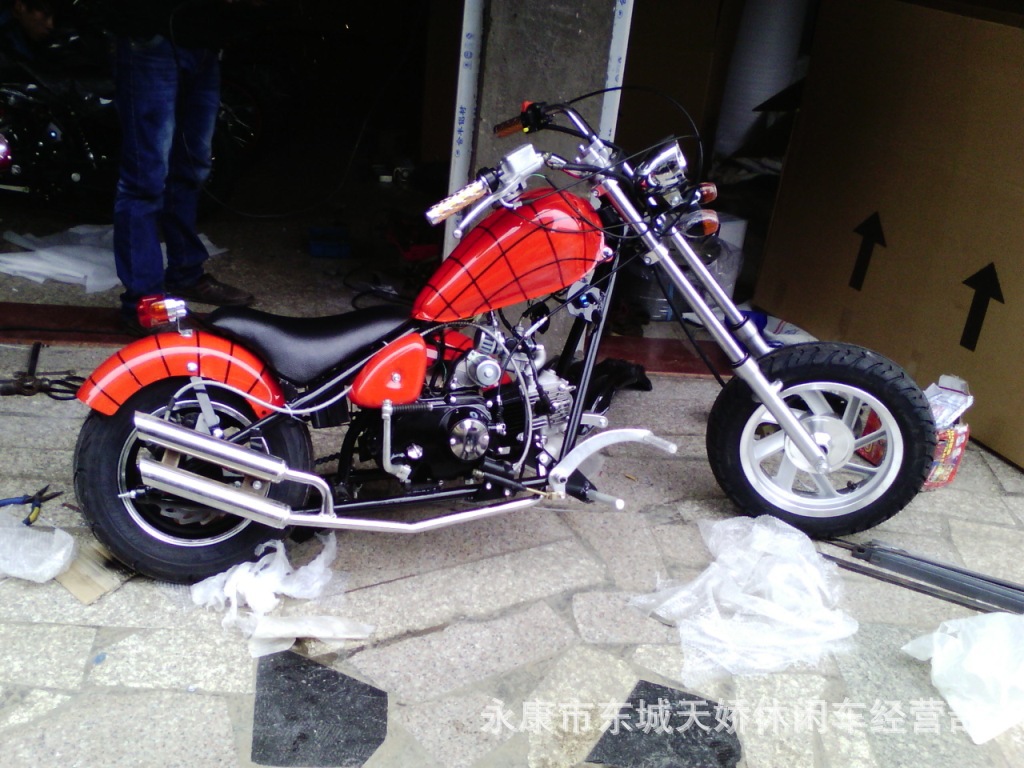 太子款摩托车125cc